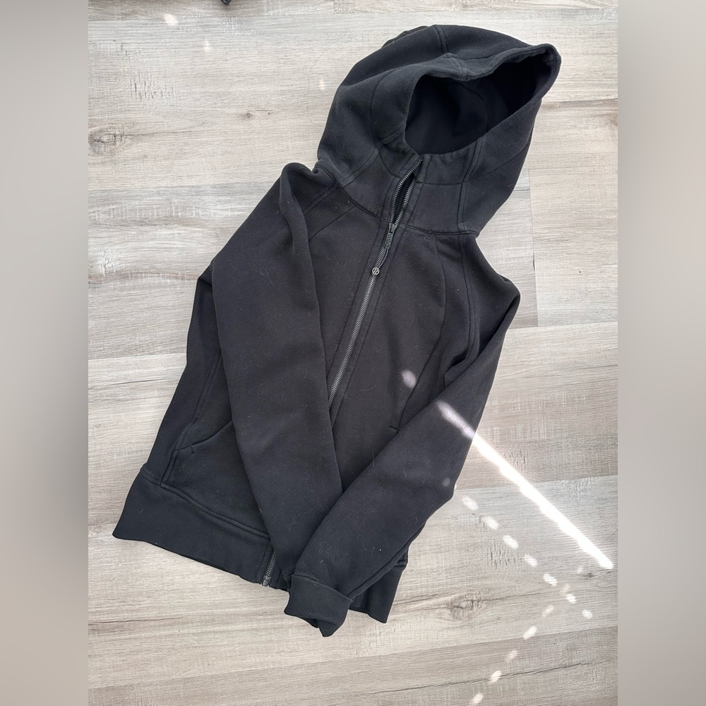 Lululemon! Super cute scuba hoodie (4) LIKE NEW 🖤